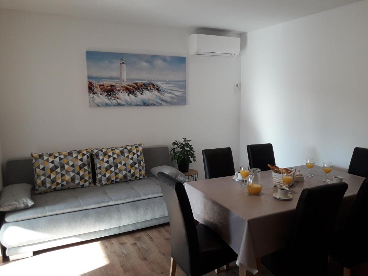 Apartments Gracia & Toni Trogir Extérieur photo
