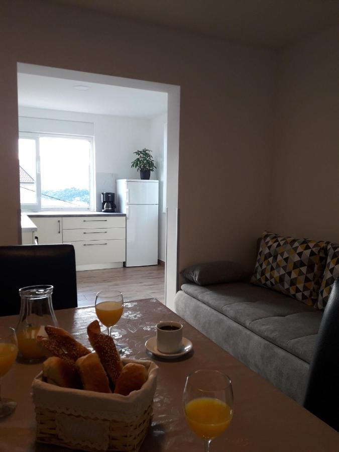 Apartments Gracia & Toni Trogir Extérieur photo