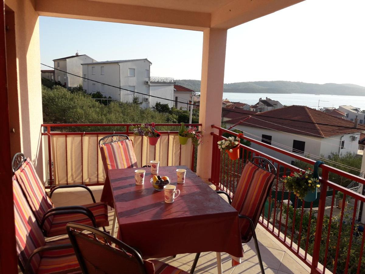 Apartments Gracia & Toni Trogir Extérieur photo