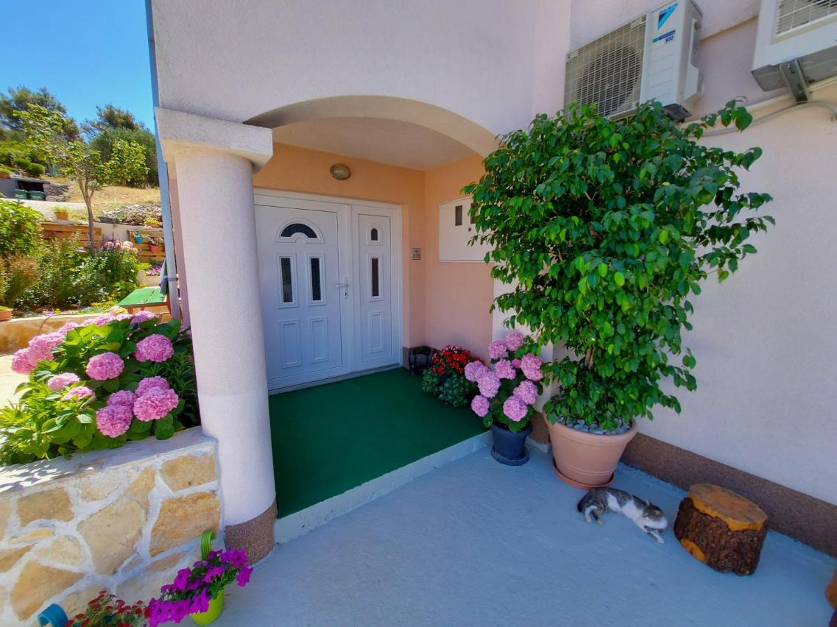 Apartments Gracia & Toni Trogir Extérieur photo