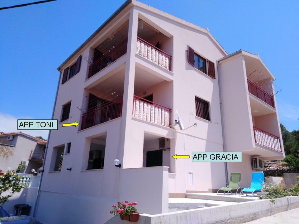 Apartments Gracia & Toni Trogir Extérieur photo